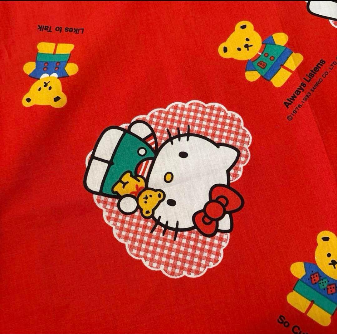 ⚠️汚れ有り‼️超レア‼️1993年サンリオ　ハローキティ100×90(生地幅)