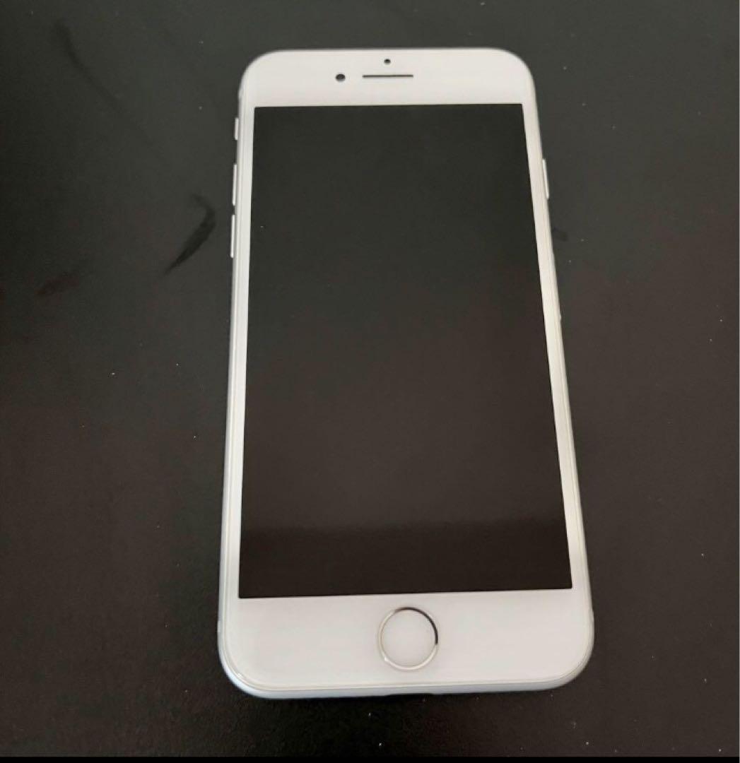 iPhone 8 Silver 64 GB SIMフリー