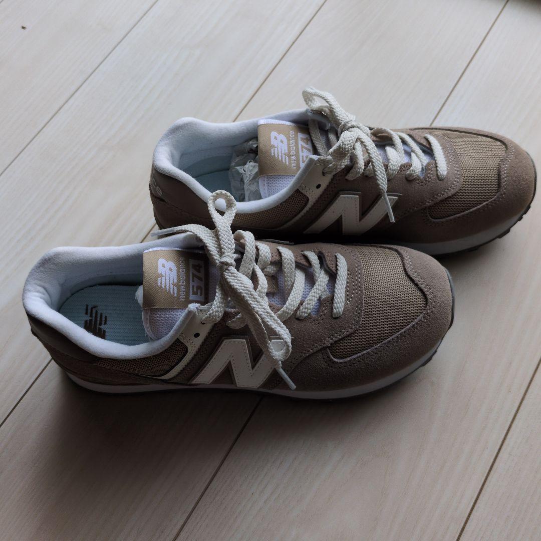 2024年　 new balance 574 メンズ レディース スニーカー