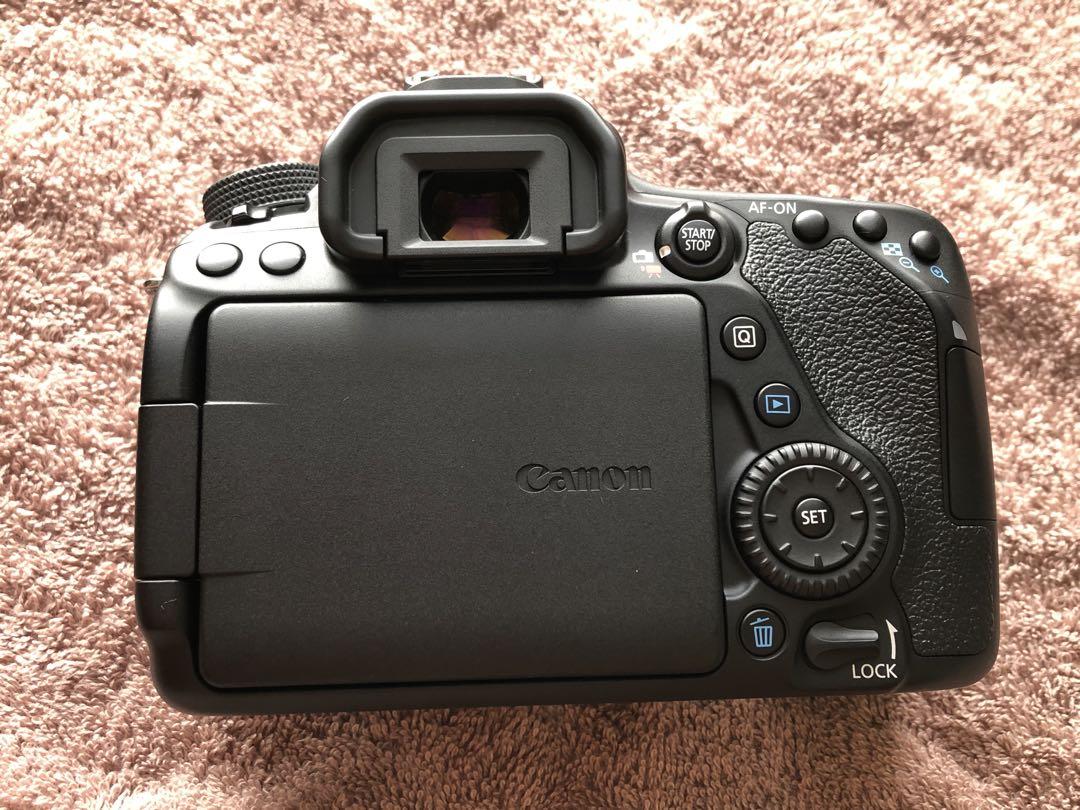 Amazon | Canon デジタル一眼レフカメラ EOS 80D レンズキット