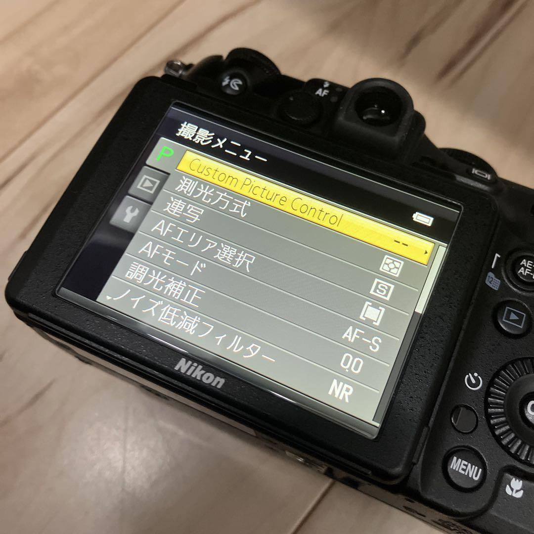 デジタルカメラ Nikon coolpix p7100