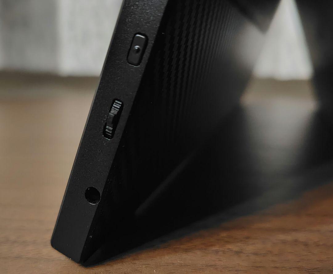 cocopar 15.6インチ モバイルモニター