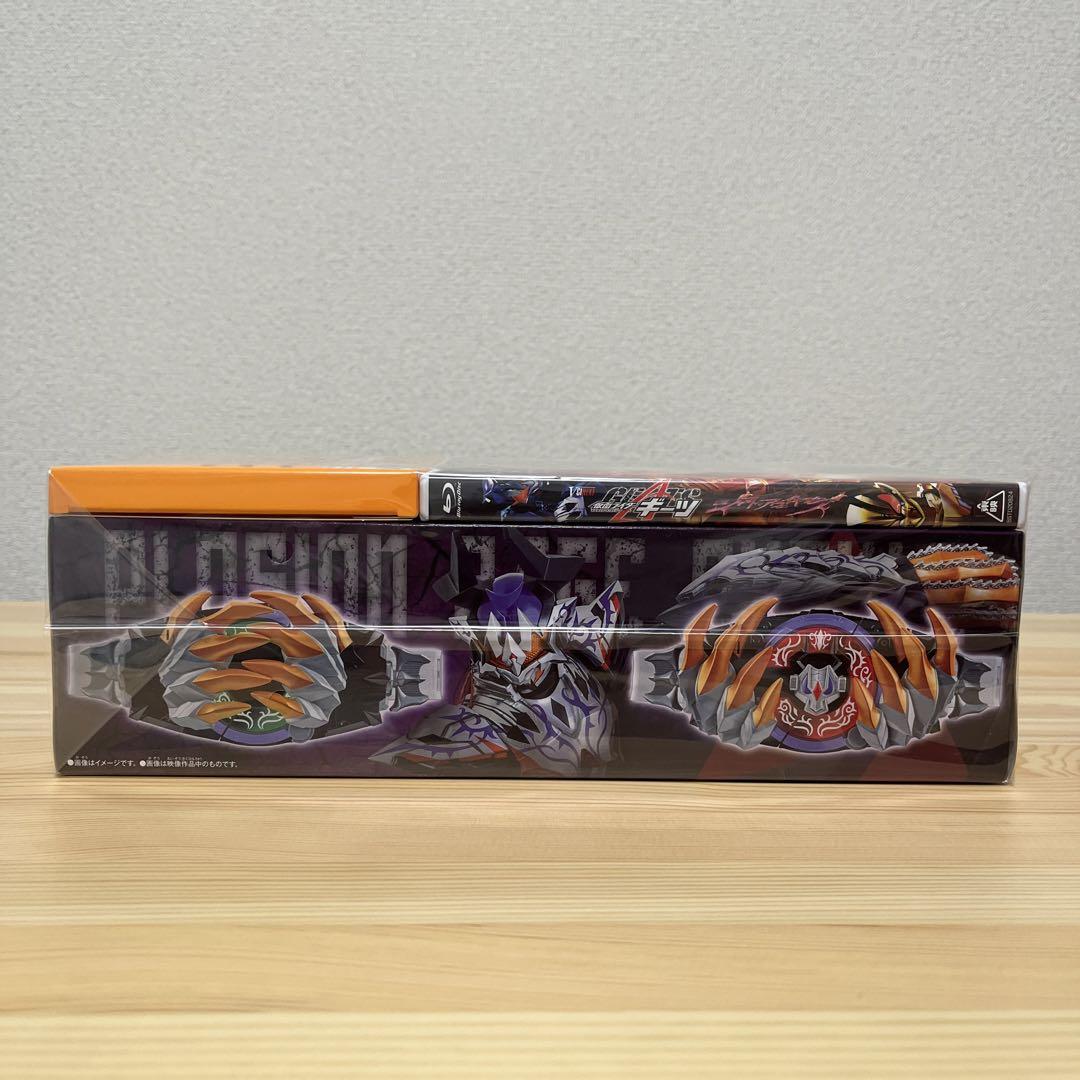 未開封　仮面ライダーギーツ DXプロージョン Amazon.co.jp: 仮面ライダーギーツ ジャマト・アウェイキング DX