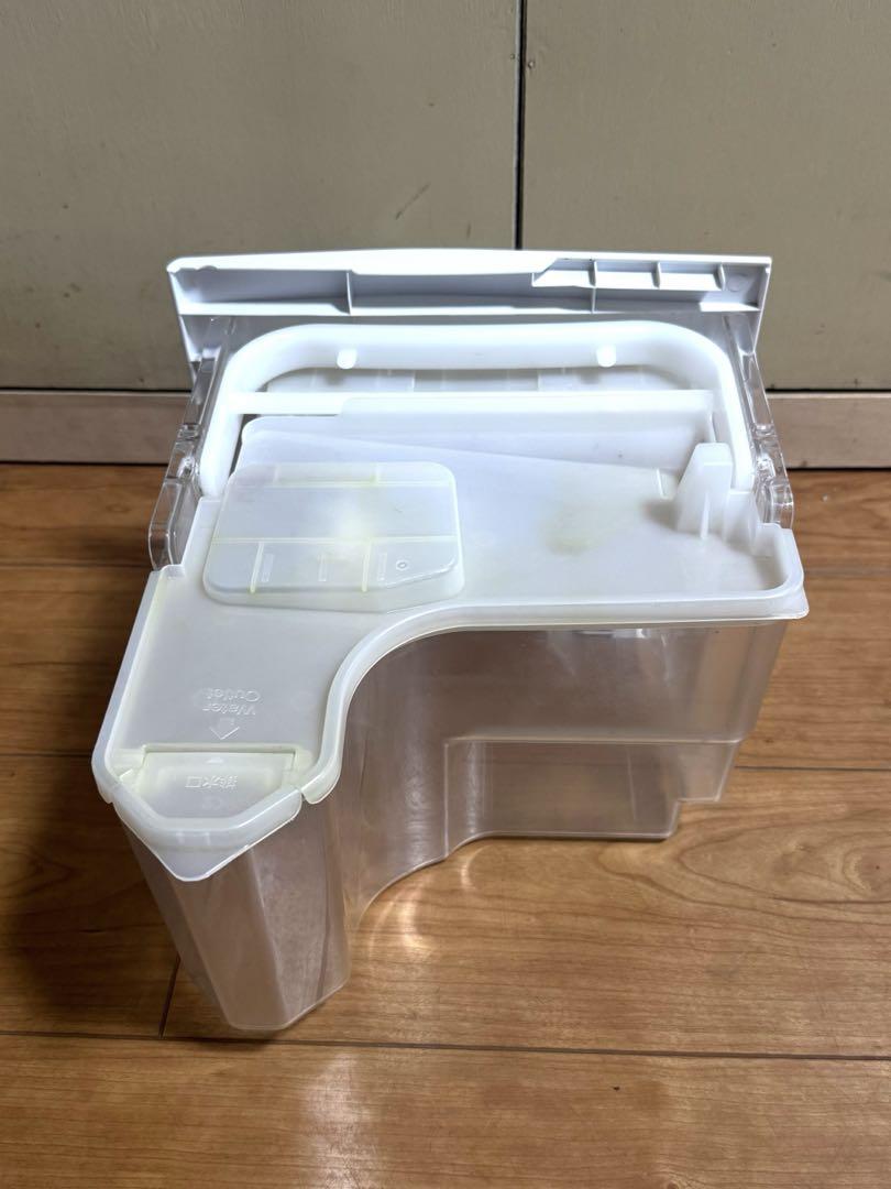 Panasonicパナソニック F-YHRX200 除湿機
