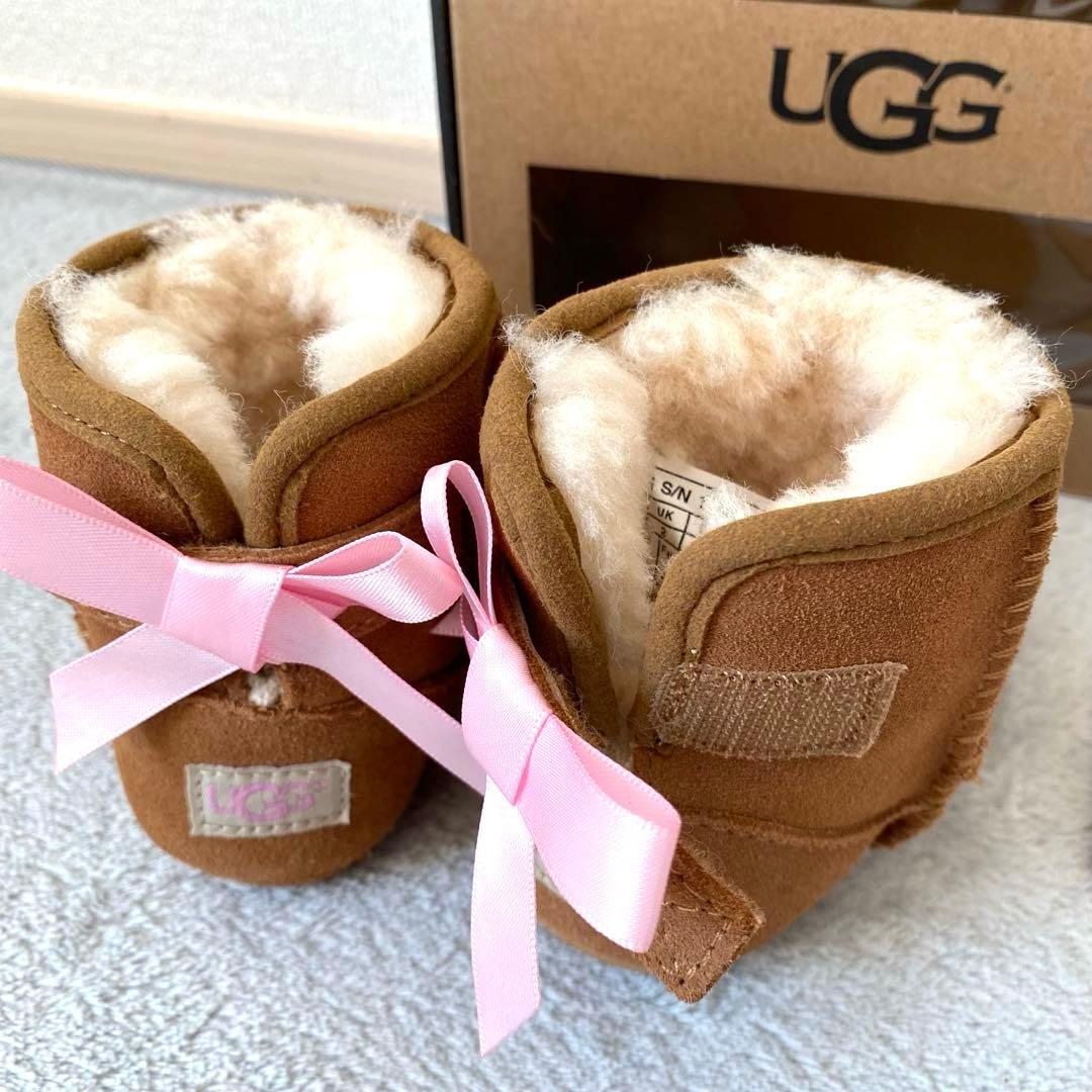 UGG ベビーブーツ ピンクリボン 6-12ヶ月 11センチ