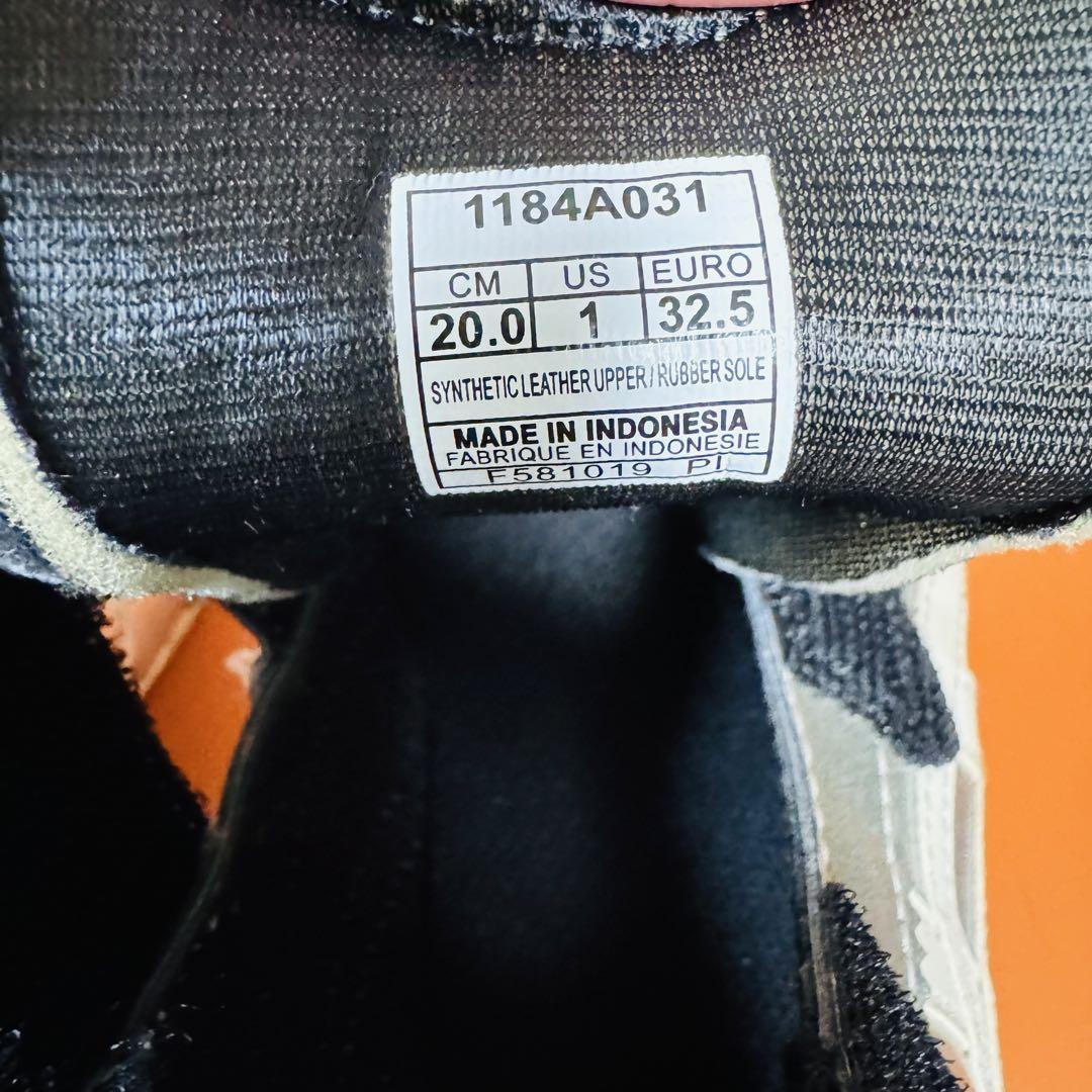 オニツカタイガー　Mexico Mid Runner Kid 20センチ