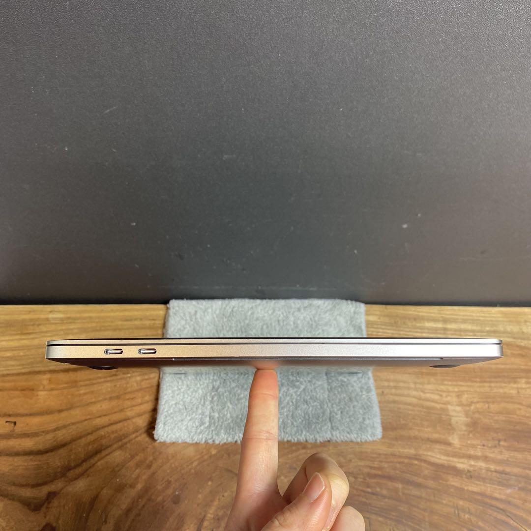 MacBook