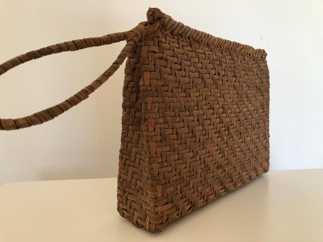 ｠山葡萄かごバッグ クラッチバッグ