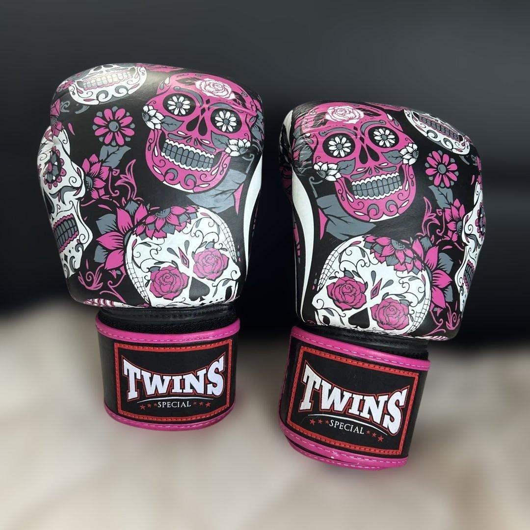 Twins ボクシンググローブ 本革製 シュガースカル Pink/Black