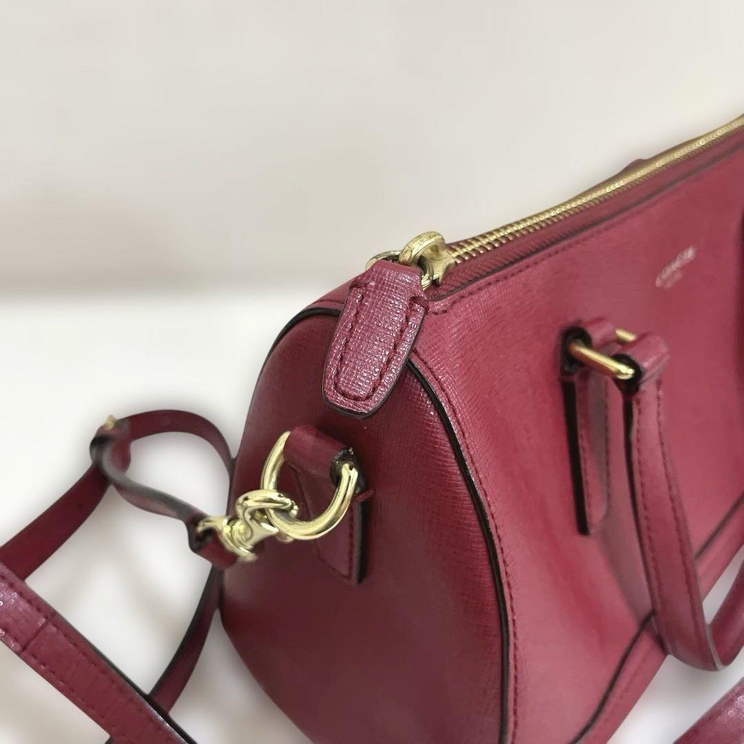 半額満載！スーパーSALE グランドセール！ やや美品】COACH 赤 メルカリ - ショルダーバッグ レザー バッグ
