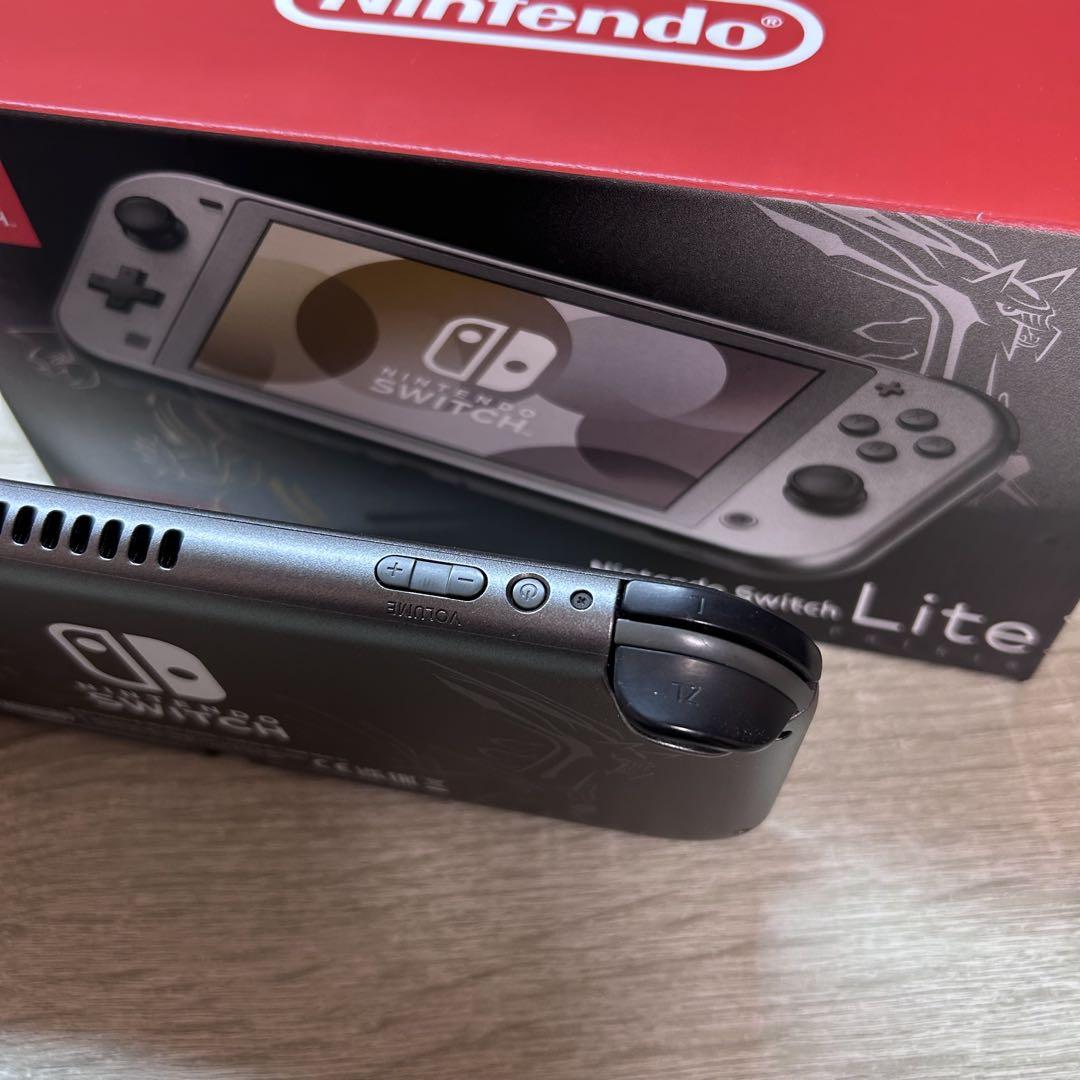 Switch Lite 限定デザイン　ポケモン　ディアルガ　パルキア
