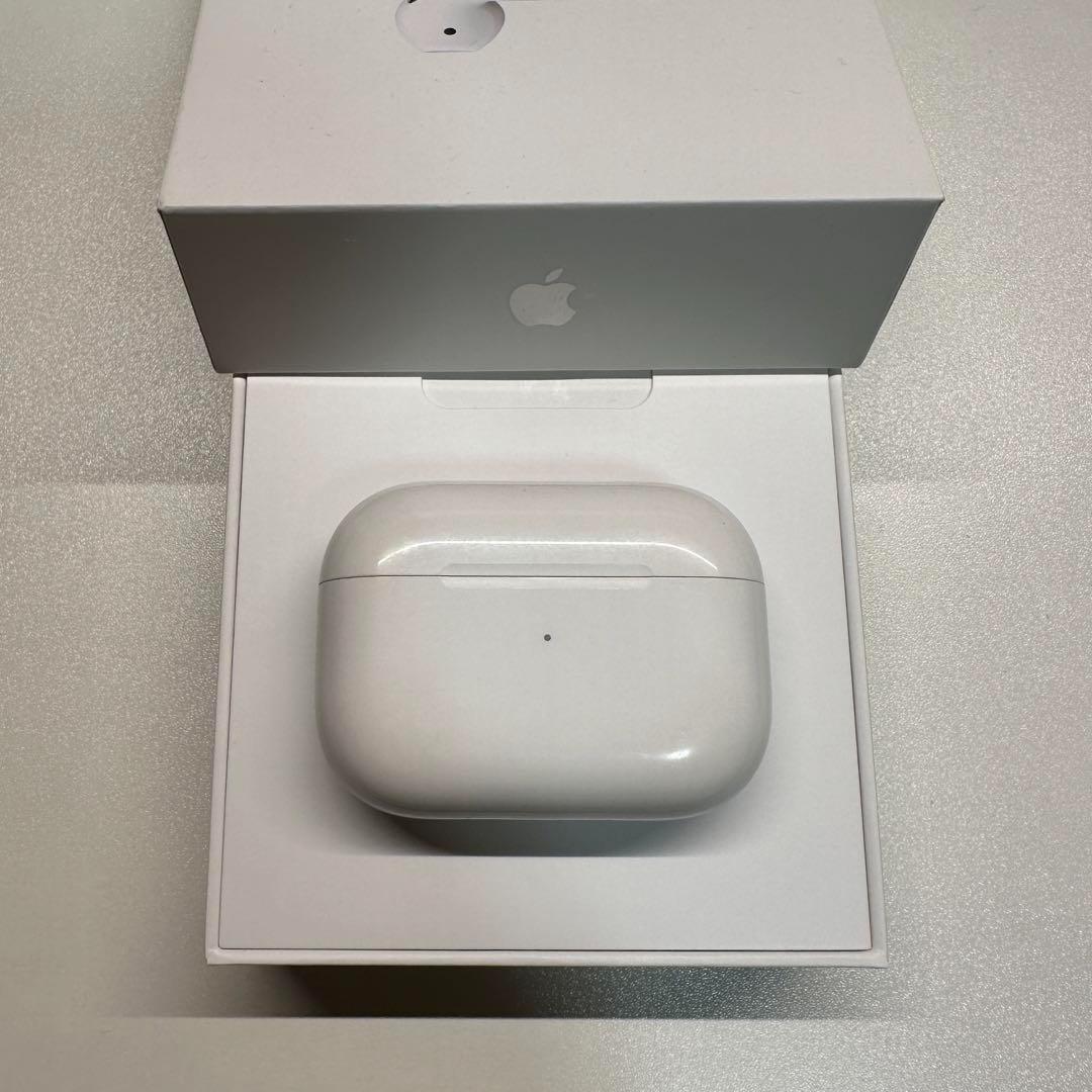 AirPods Pro 第一世代 エアポッズプロ（充電ケース）のみ A2190 5,300円