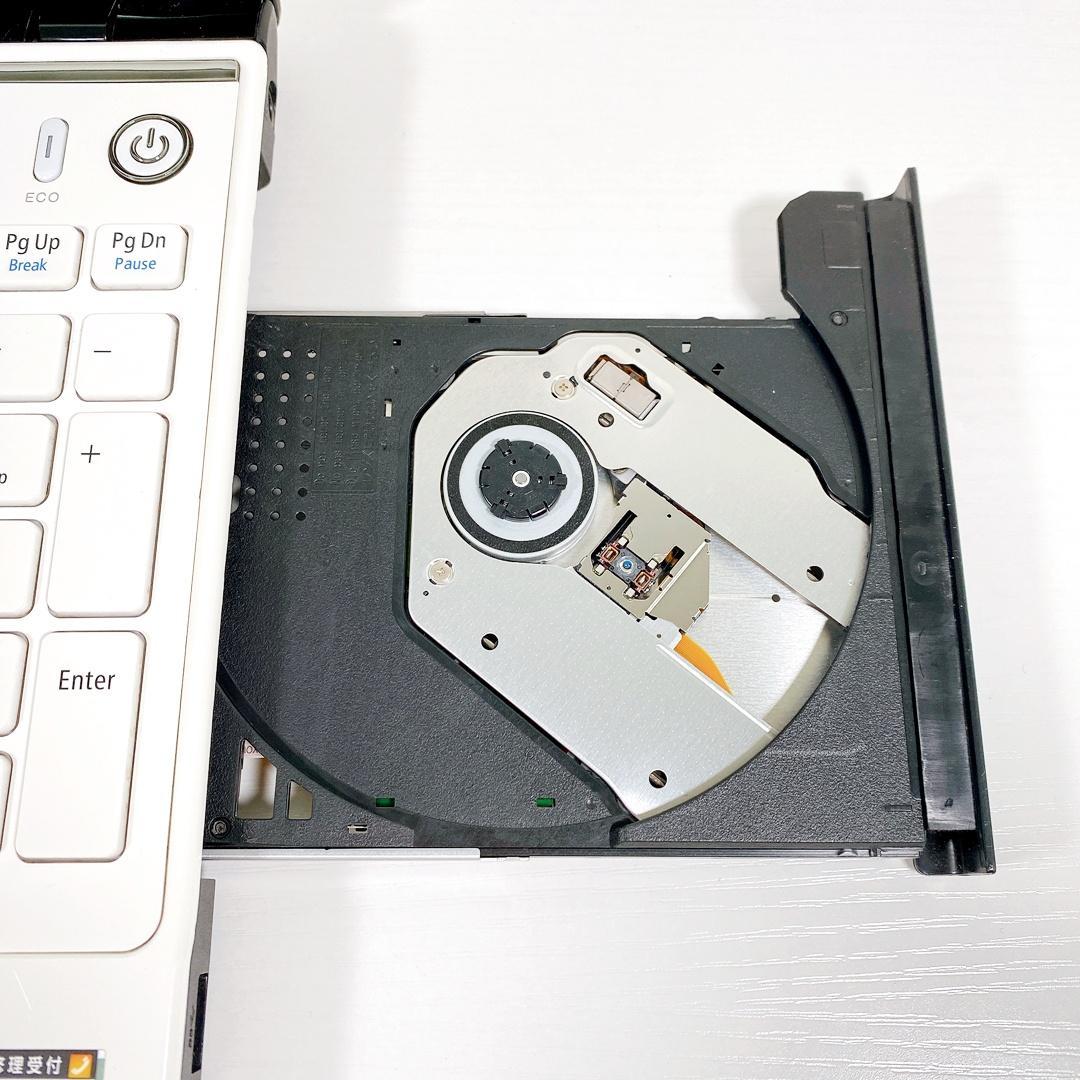 事務作業OK✨人気の白✨メモリ8GB✨SSD✨すぐ使えるNECノートパソコン