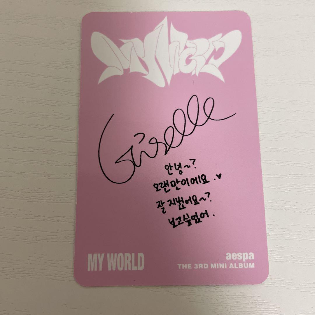 aespa ペンミ GISELLE ミラー付きポーチ ネイビー　トレカ付き m30429223930_1.jpg?1748056688