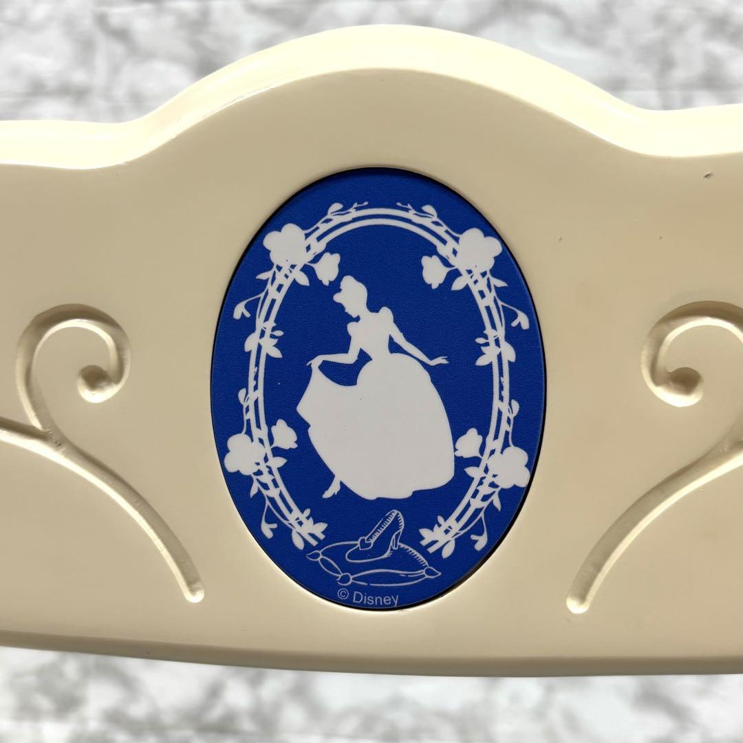 イス