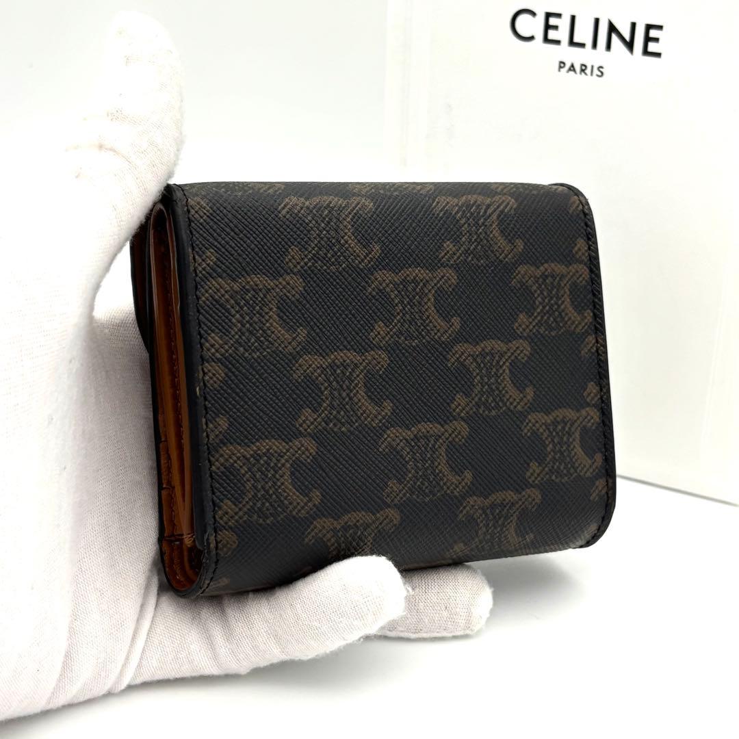 ☆極美品☆箱付☆セリーヌ 財布 トリオンフ スモールフラップウォレット