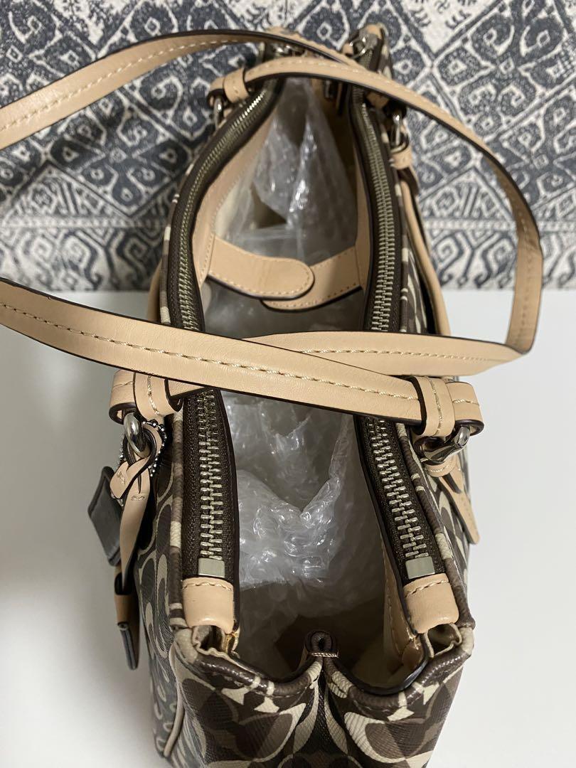 【美品】COACH コーチ ペイトンドリーム シグネチャー トートバッグ