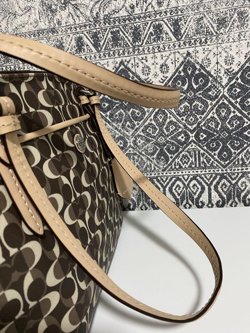 【美品】COACH コーチ ペイトンドリーム シグネチャー トートバッグ