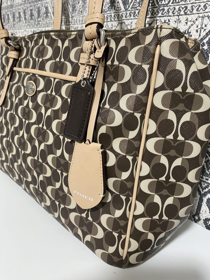 【美品】COACH コーチ ペイトンドリーム シグネチャー トートバッグ