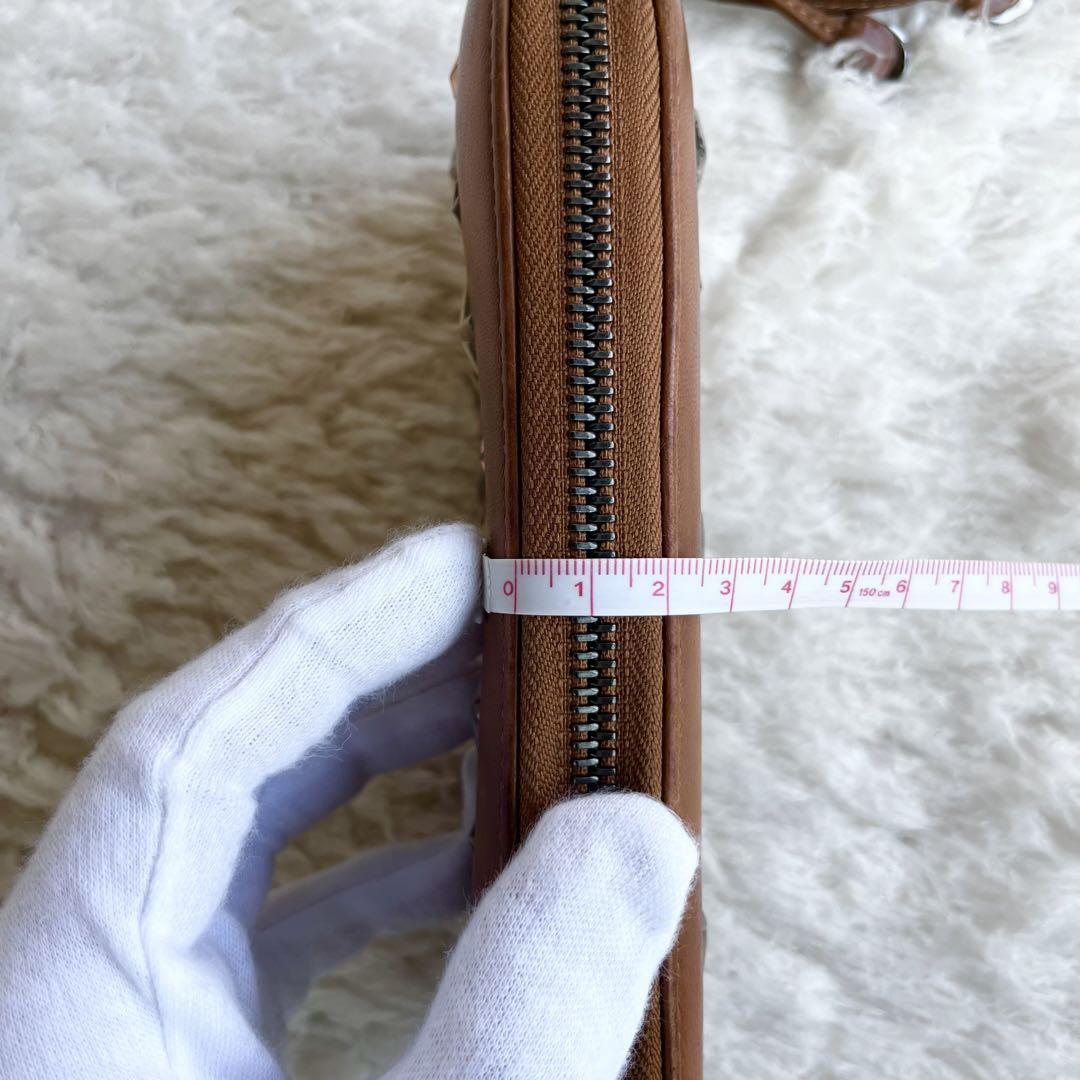 【Jimmy Choo ジミーチュウ】財布 ラウンドファスナー スタースタッズ