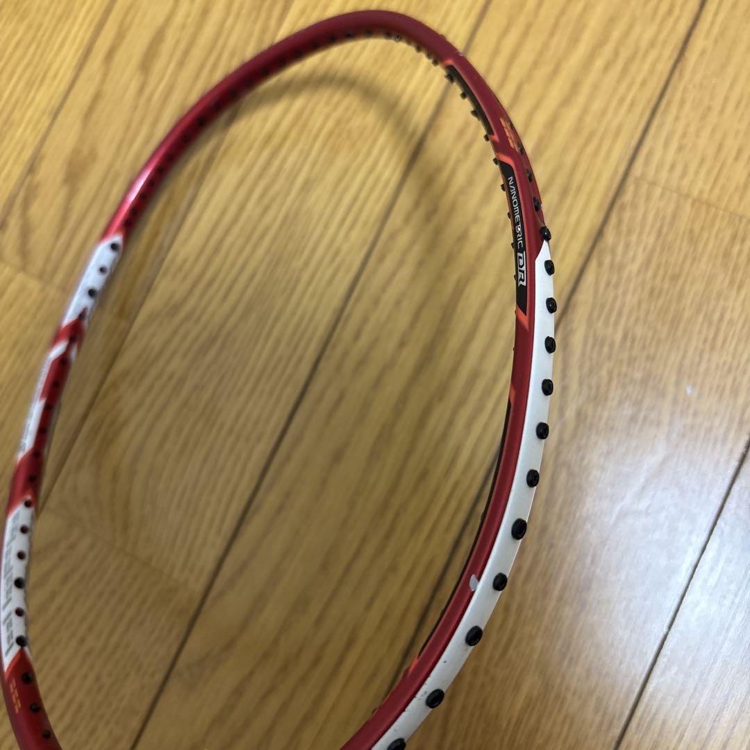 YONEX バドミントンラケット 赤/緑 デュオラ7
