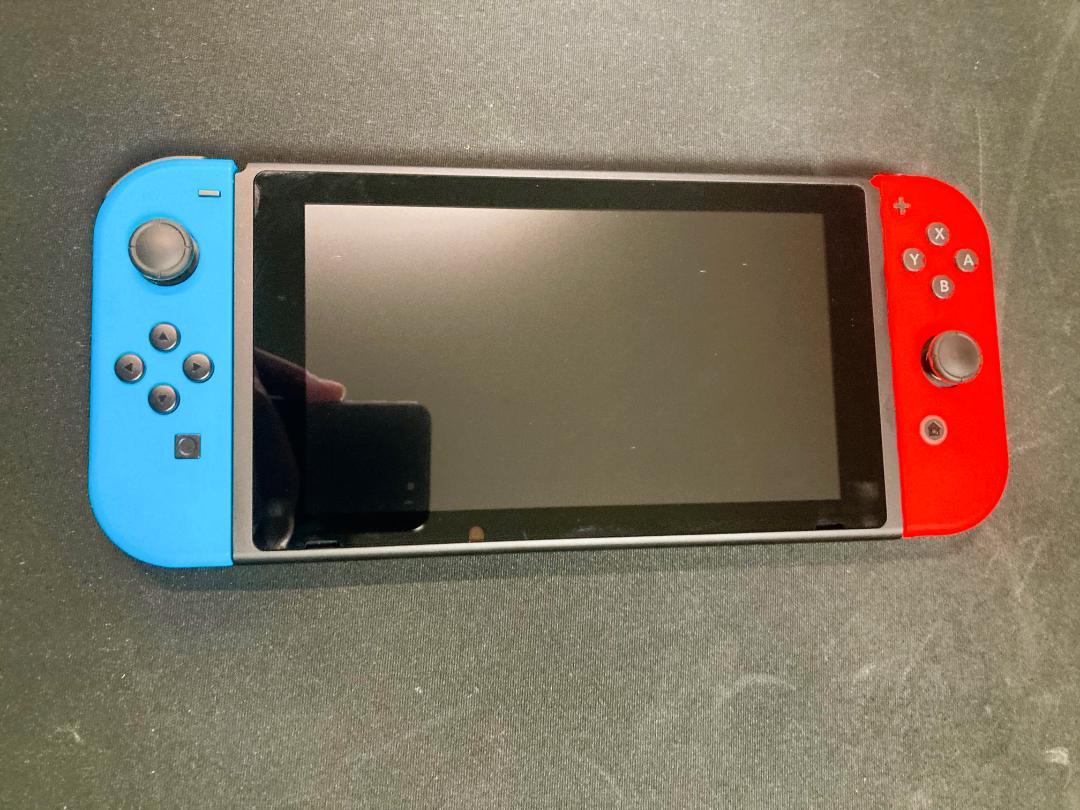 【美品】Nintendo Switch本体（箱なし）