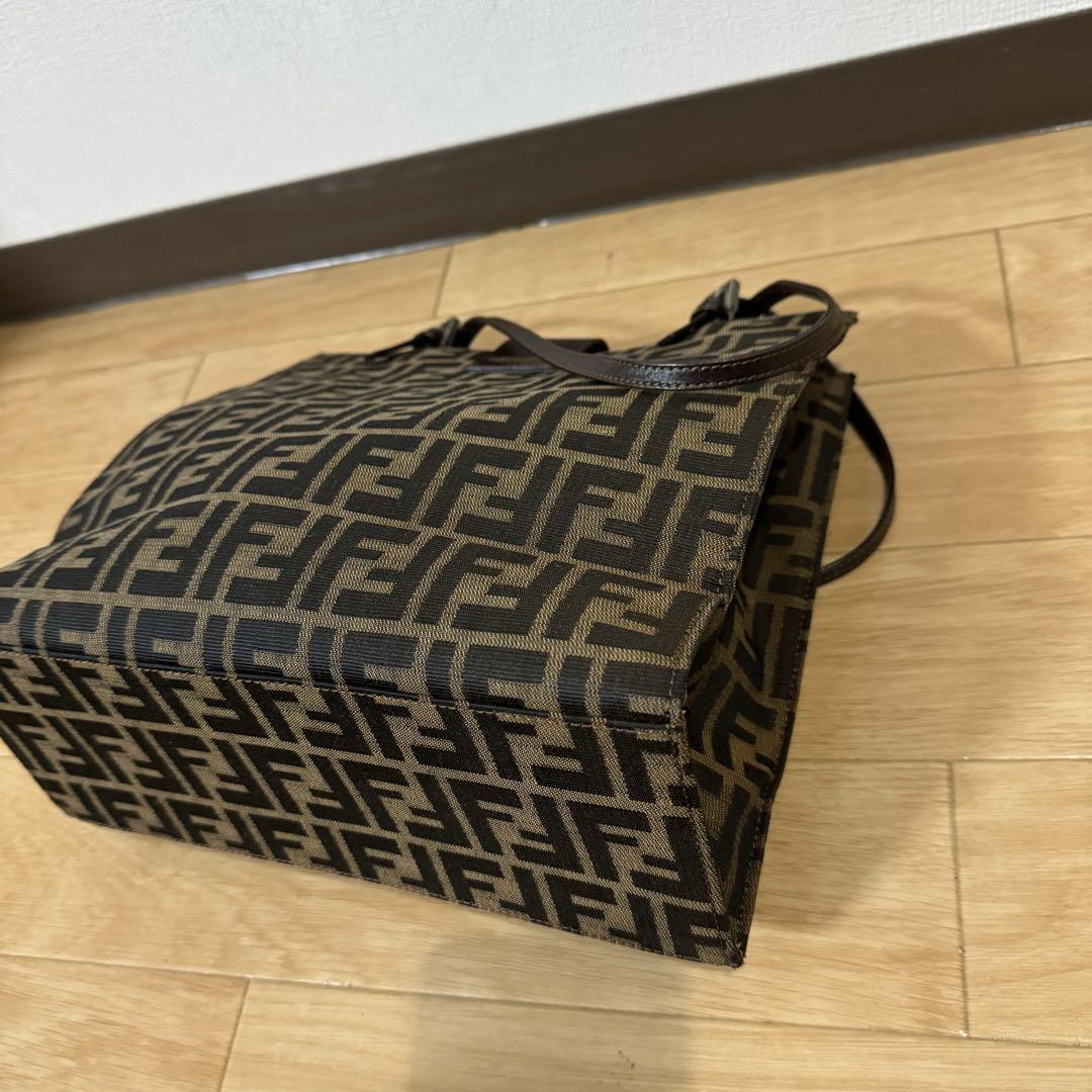 フェンディ　ズッカ　トートバッグ