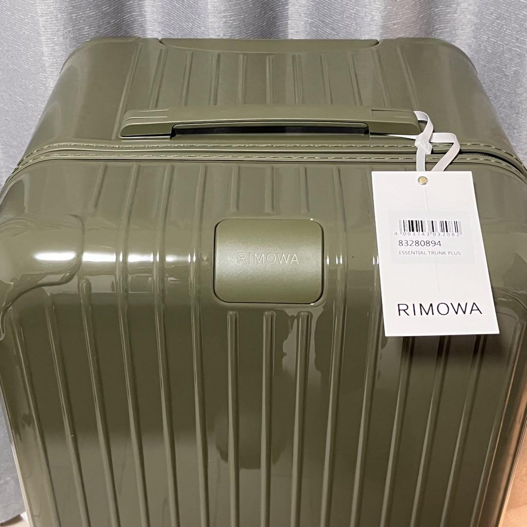 新品未使用】RIMOWA エッセンシャル トランクプラス 101L カーキ 新品未使用】RIMOWA エッセンシャル トランクプラス 101L カーキ