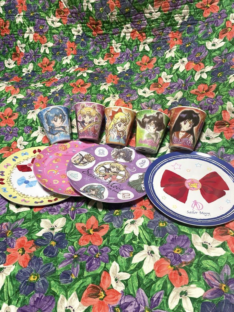 セーラームーン カップとプレートセット