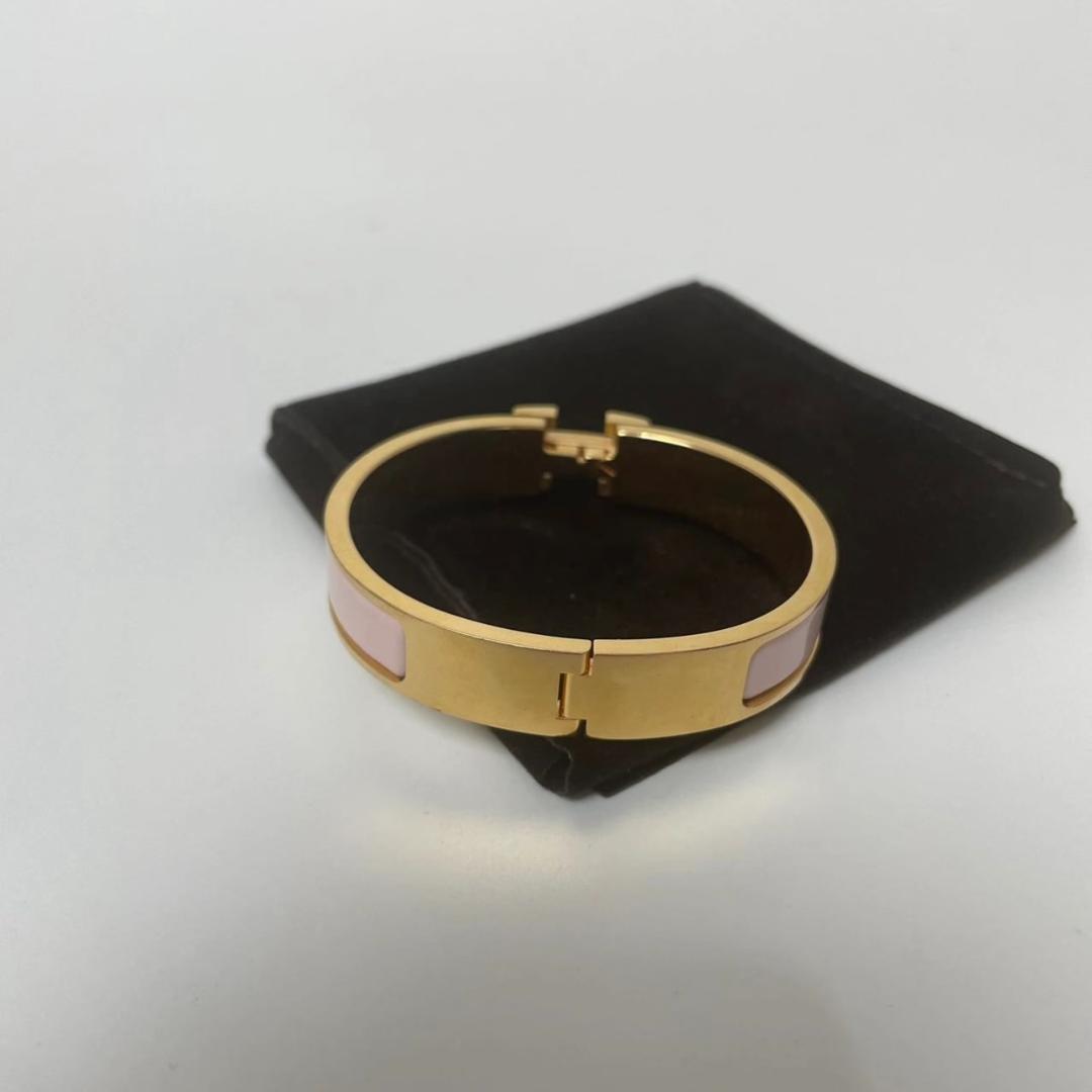 HERMES ピンクエナメルバングル