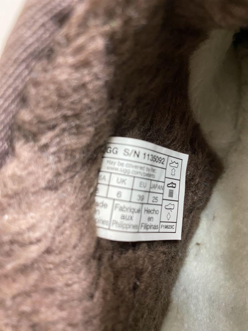 7943. UGG  クラシック ウルトラ ミニ プラットフォーム