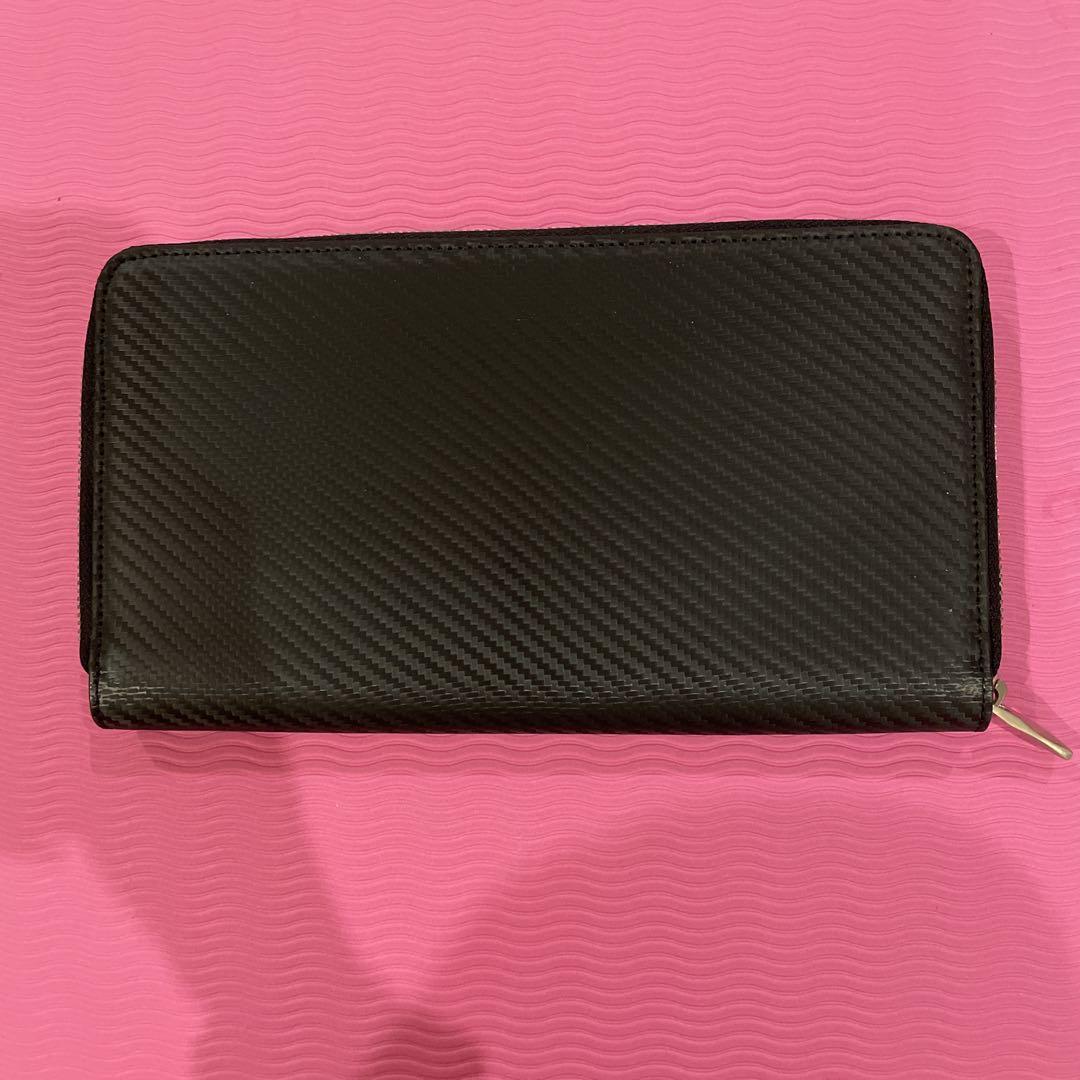 <新品・未使用／少々訳あり>S.T. Dupont 黒レザー ロゴプレート長財布