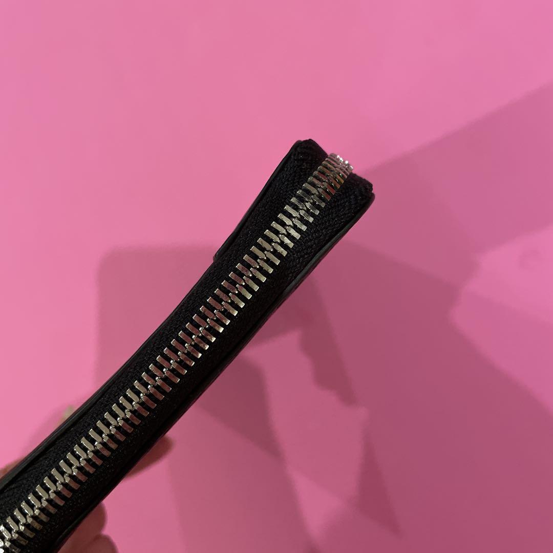 <新品・未使用／少々訳あり>S.T. Dupont 黒レザー ロゴプレート長財布