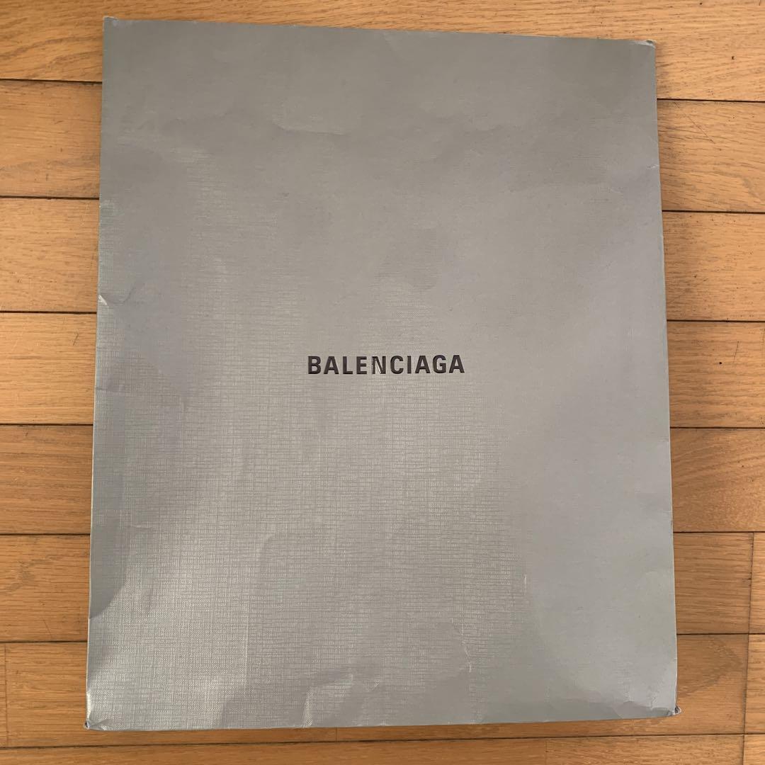 BALENCIAGA バレンシアガ パーカー バックロゴ
