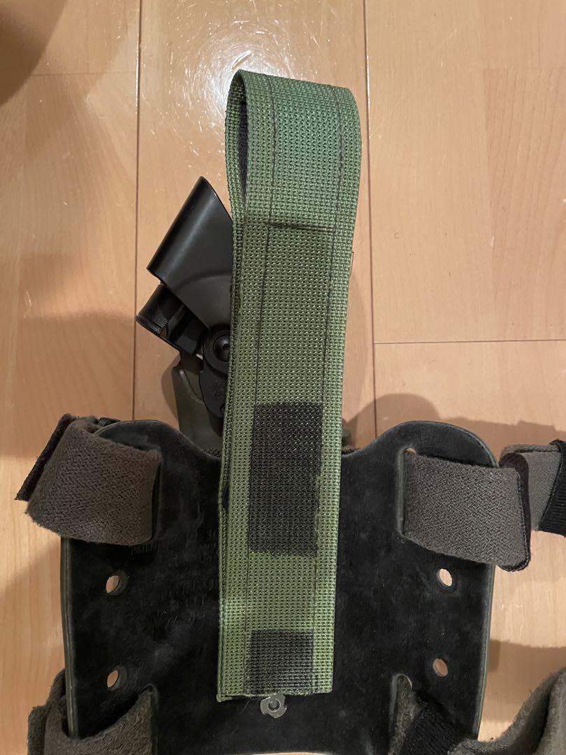 実物　（古品）サファリランド 6004 ホルスター SIG-P220用 Safariland レッグホルスター SIG P220 P226 右用 6004-77-121