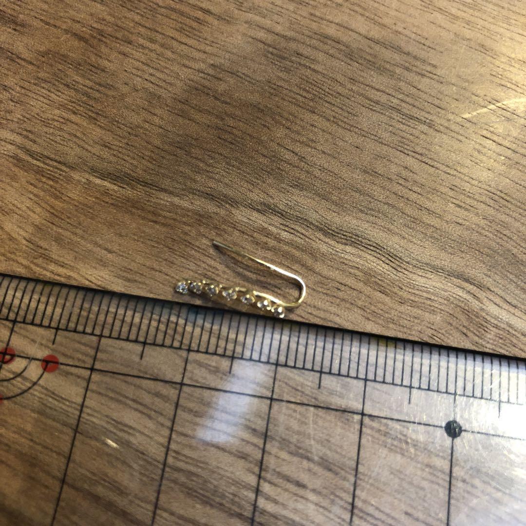 ピアス