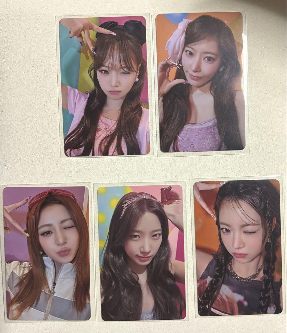 LE SSERAFIM DIFFERENT weverse ラキドロ　4回目 ルセラフィム different weverse 4回目ラキドロ 5枚コンプ