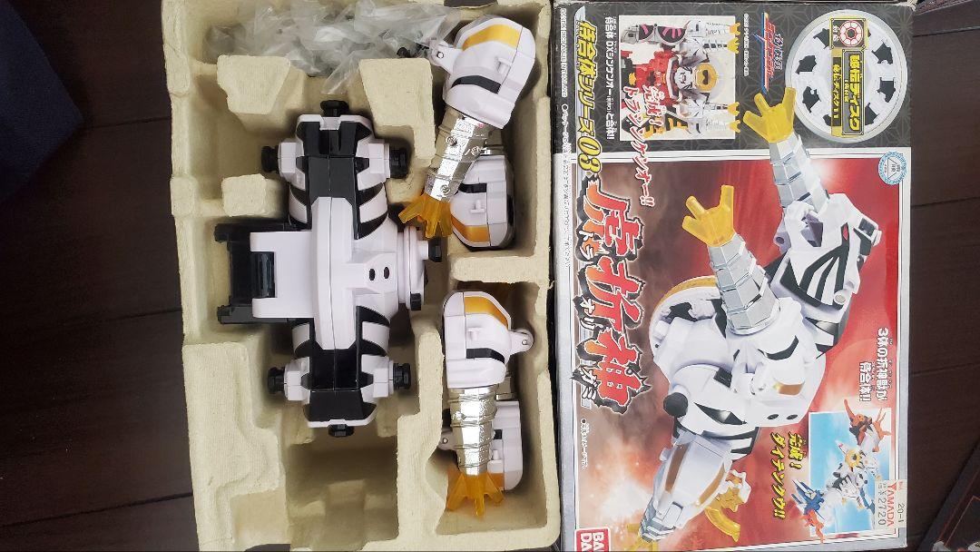 BANDAI シンケンジャー ロボット玩具セット