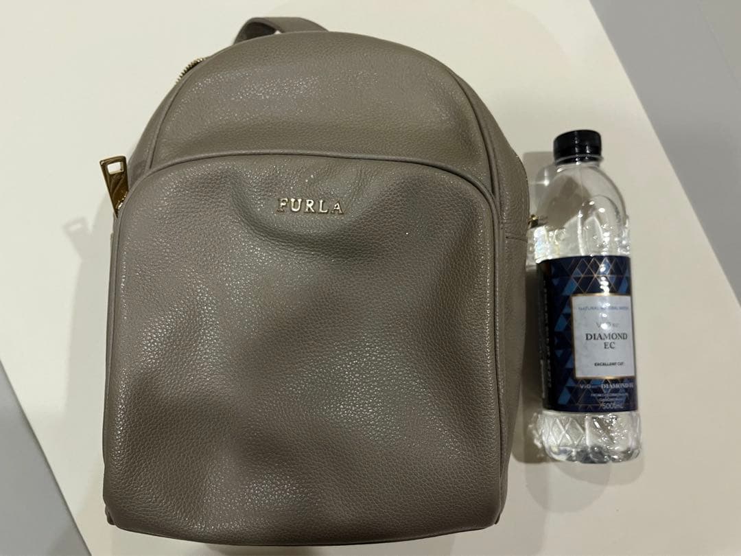 FURLA フルラ ミニリュック グレー グレージュ