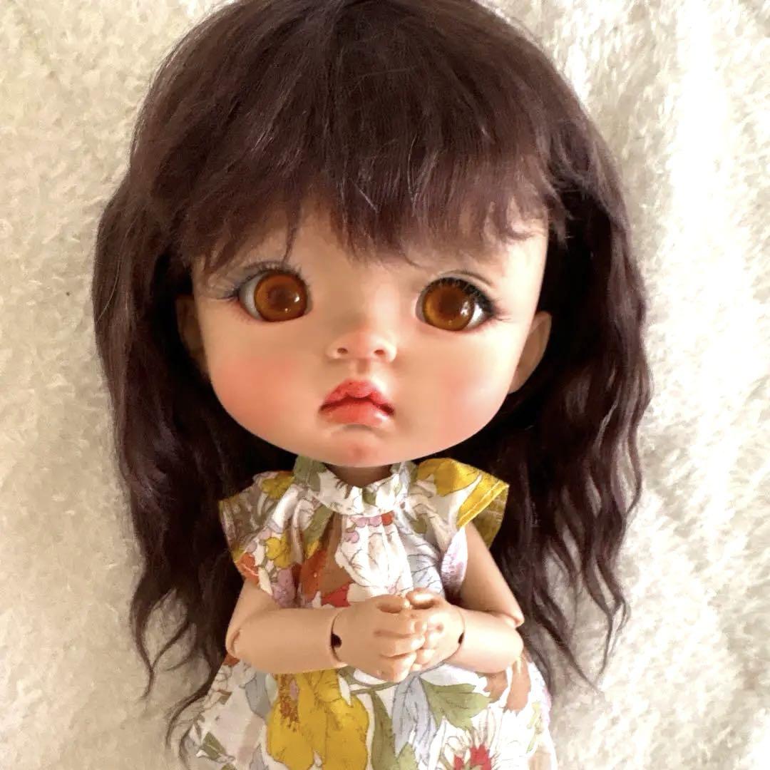 qbaby　風 ミニ　フルセット　ウイッグ　洋服１枚付き　dayuanbao ♥️専用♥️bjd qbabyカスタムdauyanbao風dollお洋服付！