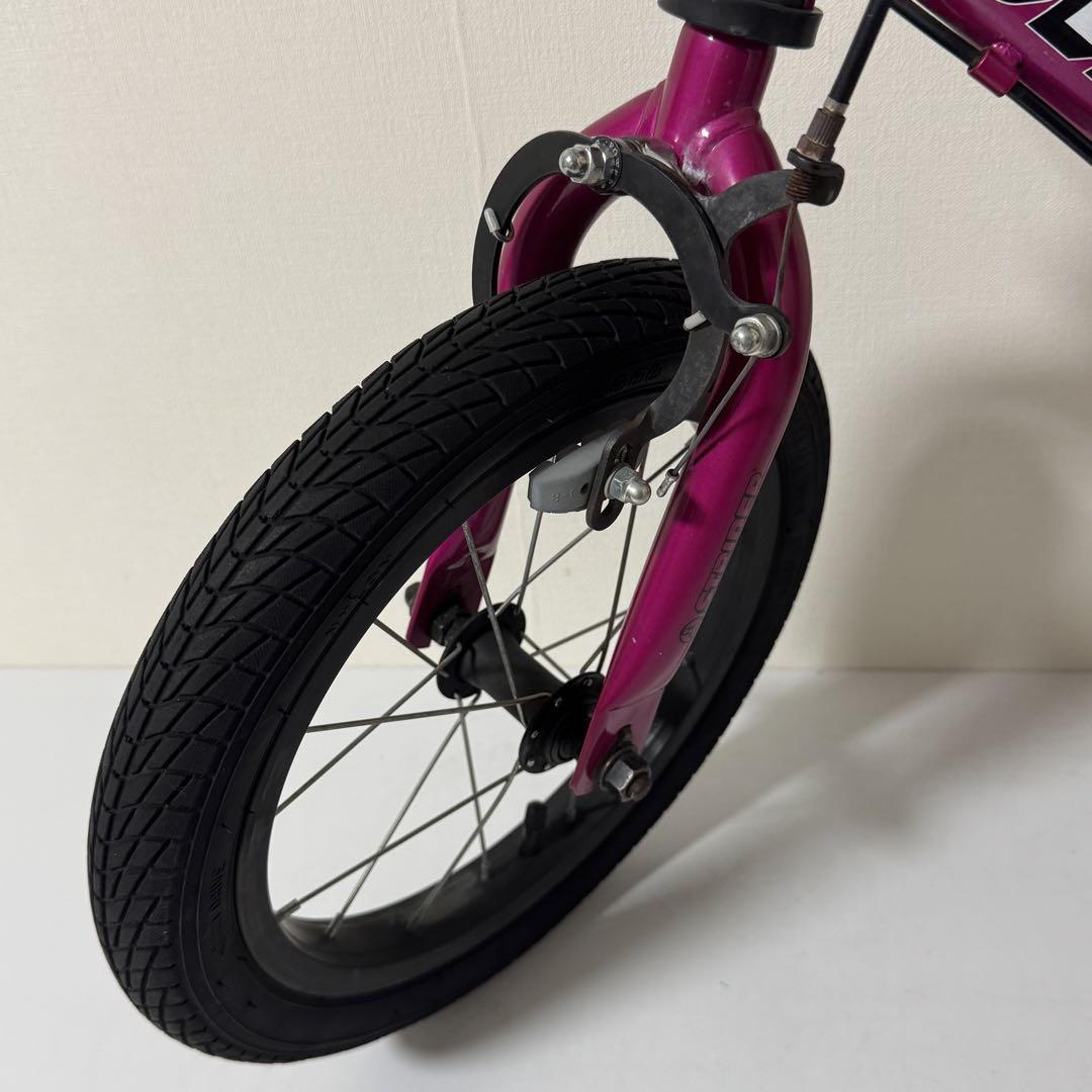 ストライダー14X フューシャピンク STRIDER