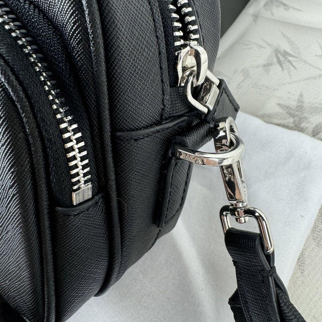 箱付き PRADA プラダ ショルダーバッグ 男女兼用 1