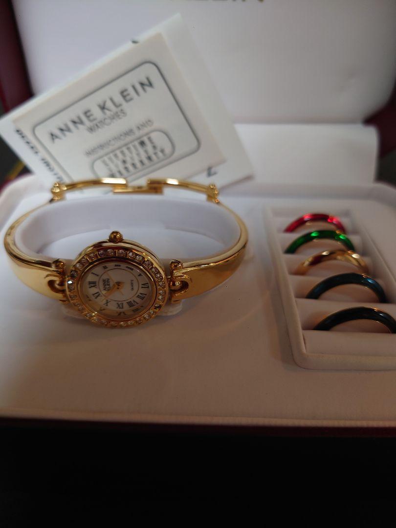 驚きの価格が実現！ ANNE KLEIN ブレスレット腕時計と気分でベセルチェンジで アクセサリー