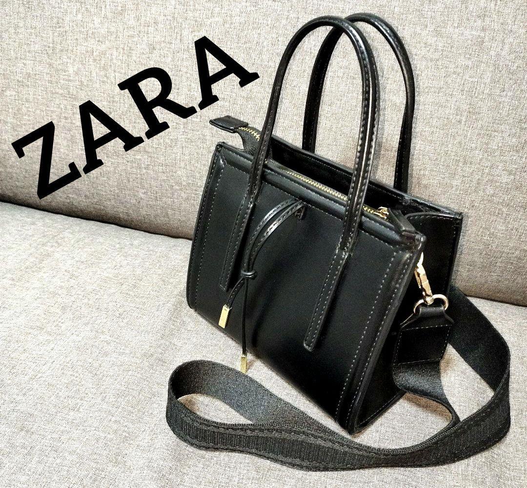 ZARAザラ 黒の合成皮革ショルダーバッグ　小型