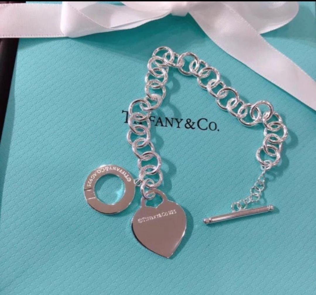 Tiffany & Co. リターントゥハートブレスレット