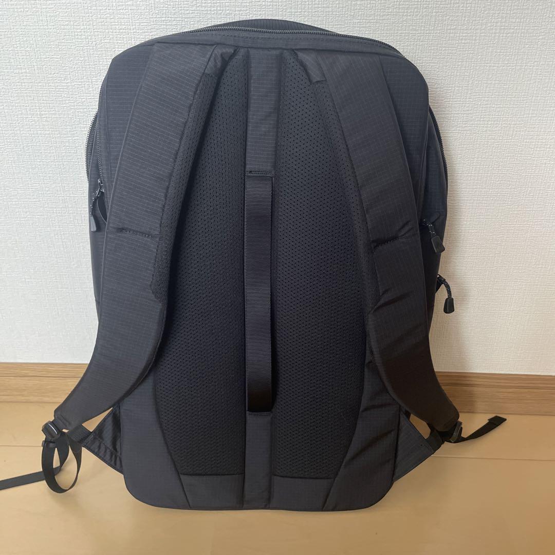 モンベル　ユティリティー デイパック 20