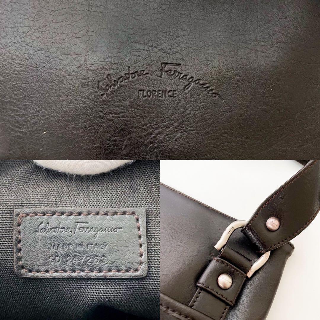 美品 Salvatore Ferragamo ショルダーバッグ サコッシュ - メルカリ