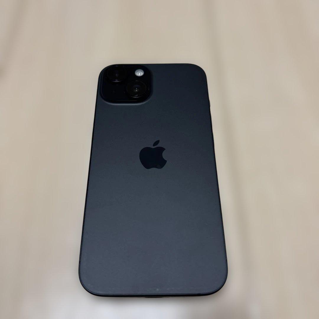 iPhone15 ブラック SIMフリー 美品