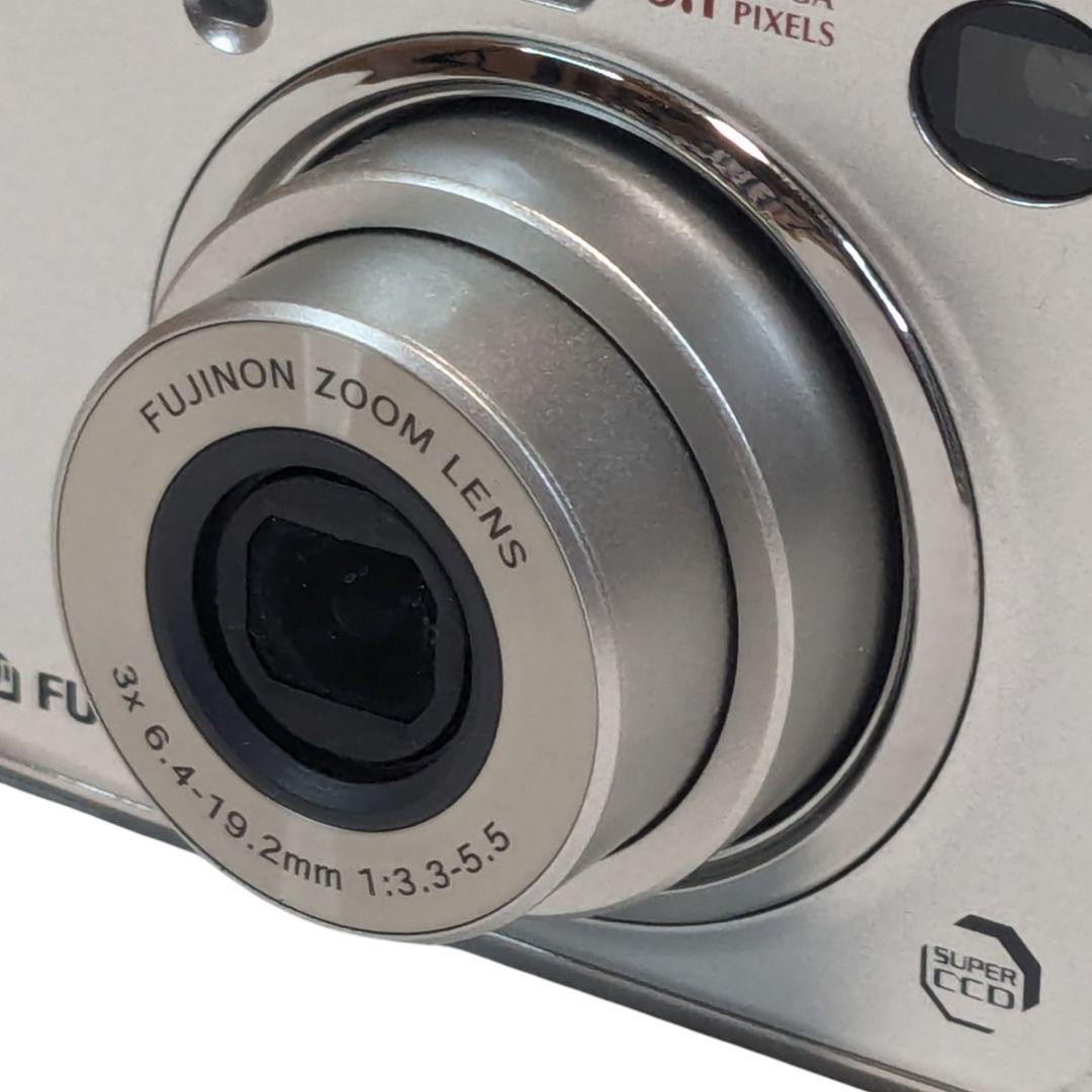 FUJIFILM FINEPIX A500 シルバー 富士フイルム コンデジ