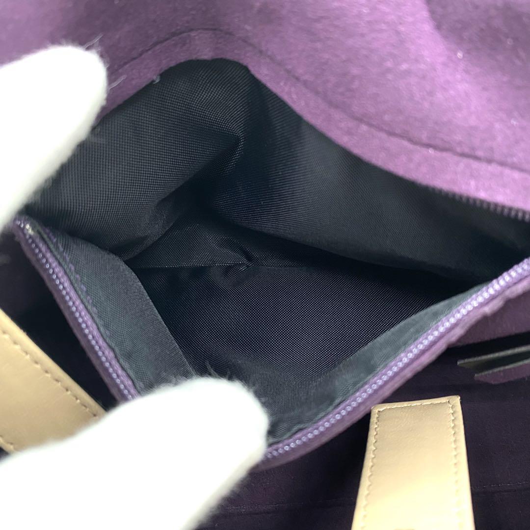美品　GIVENCHY ナイロン ハンドバッグ　ブラック　ポーチ付き
